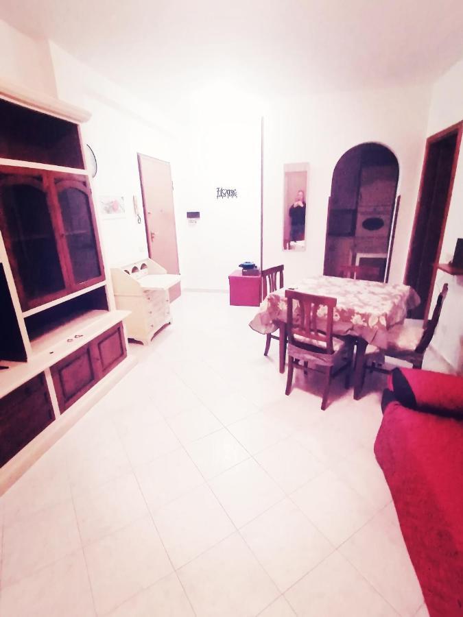 Marine Kiss Apartment Civitavecchia Bagian luar foto